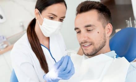 Western Dental推出自己的正畸矫正器与ClearAr德赢vwinac登录c